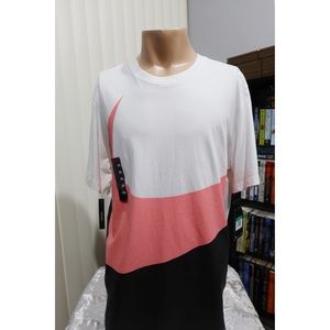 Nike Standard Fit Pink Swoosh White/Black T-Shirt